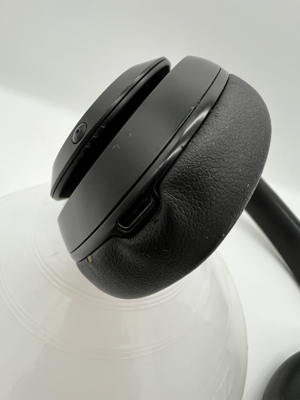 Beats by Dre Studio Pro - Picture 8 of 11